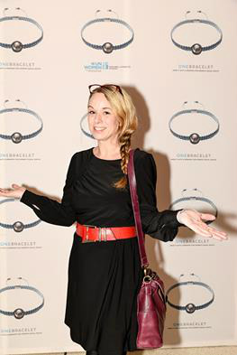 Last Week at the OneBraclet Gala at Café Opera in Stockholm
Join and support, and wear it with the meaning for all womans equal rights
http://onebracelet.org/